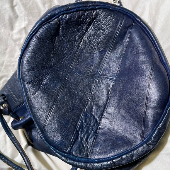 Handmade leather shoulder bag/back pack - Picture 12 of 12